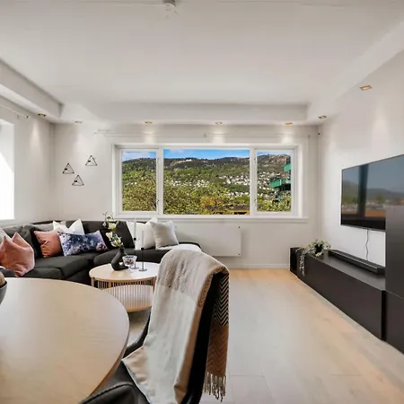 Roomsly - View & Comfort In One Spot דירה ברגן